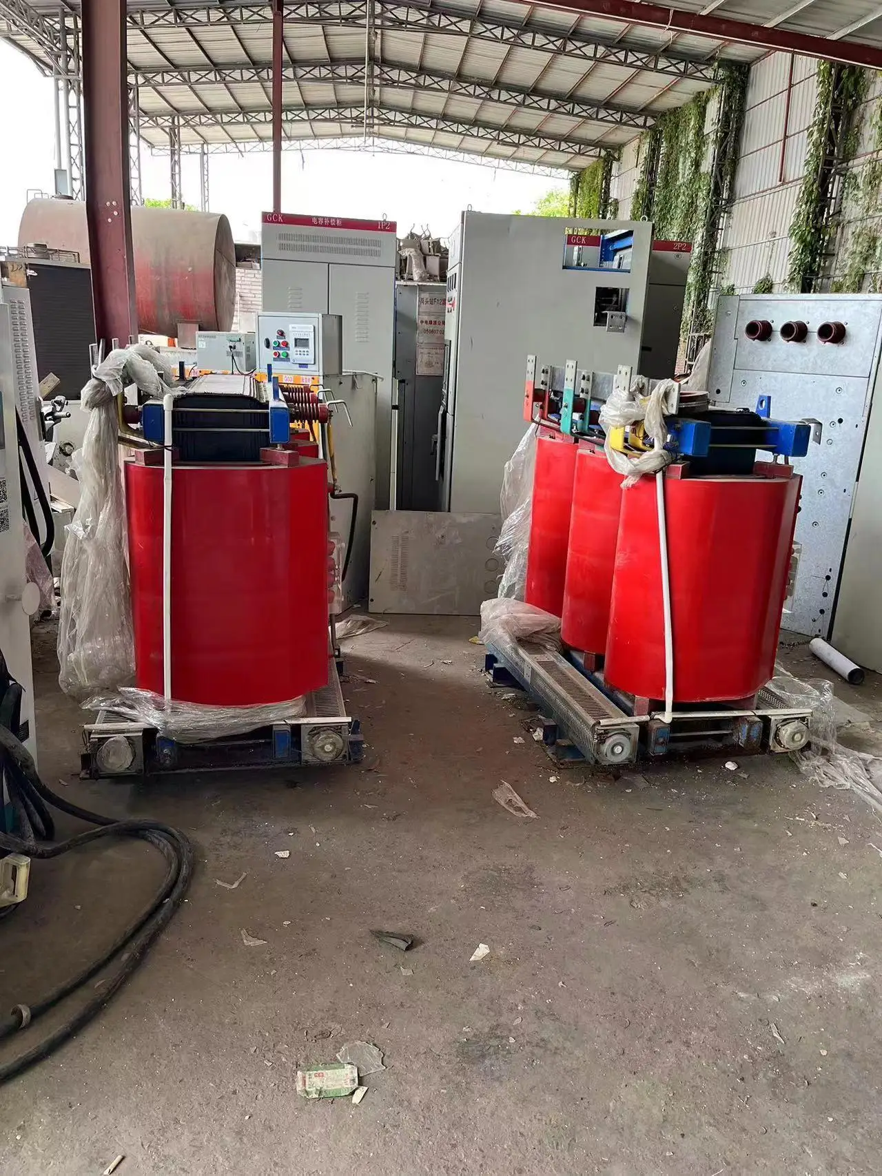 廣州二手變壓器回收選深圳市鑫進(jìn)發(fā)再生資源回收有限公司，專業(yè)回收舊/廢舊變壓器，服務(wù)高效價(jià)格透明